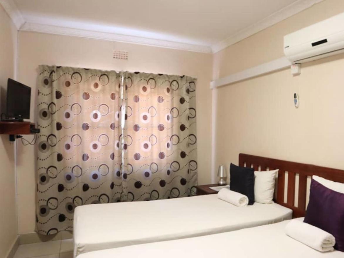 Amariah Guest House Kasane Room photo
